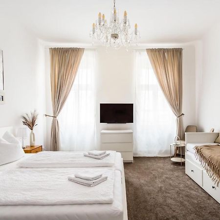 קרלובי וארי Apartma Zeyer 1887 מראה חיצוני תמונה